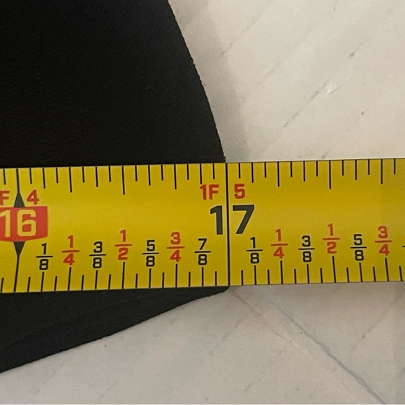 Adelyn Rae Black Ruffled Dress Size M - Picture 10 of 12